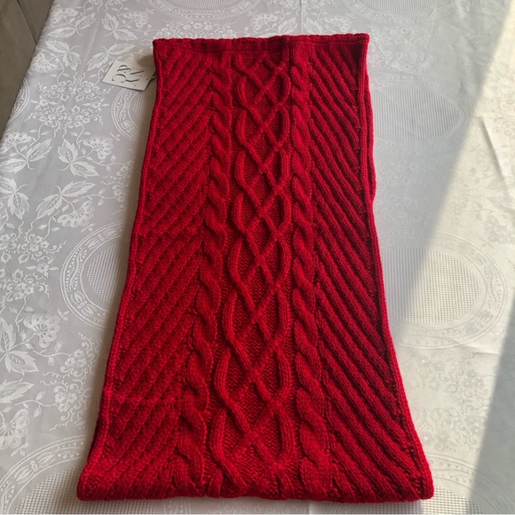 New York & Company Hot Red Knitted Winter Neck Scarf OSFM Chain-Link Design - Picture 6 of 15